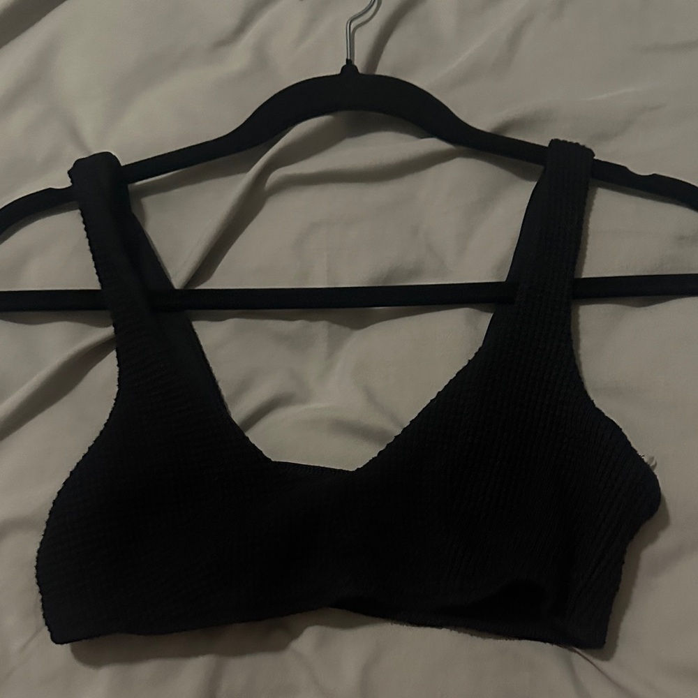 ALO Yoga Black Textured Bralette